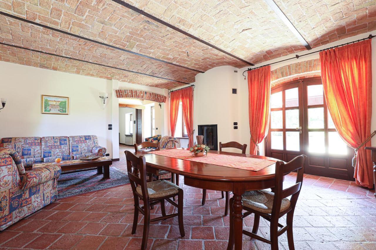 Vila Cascina Giuli Alba  Exteriér fotografie