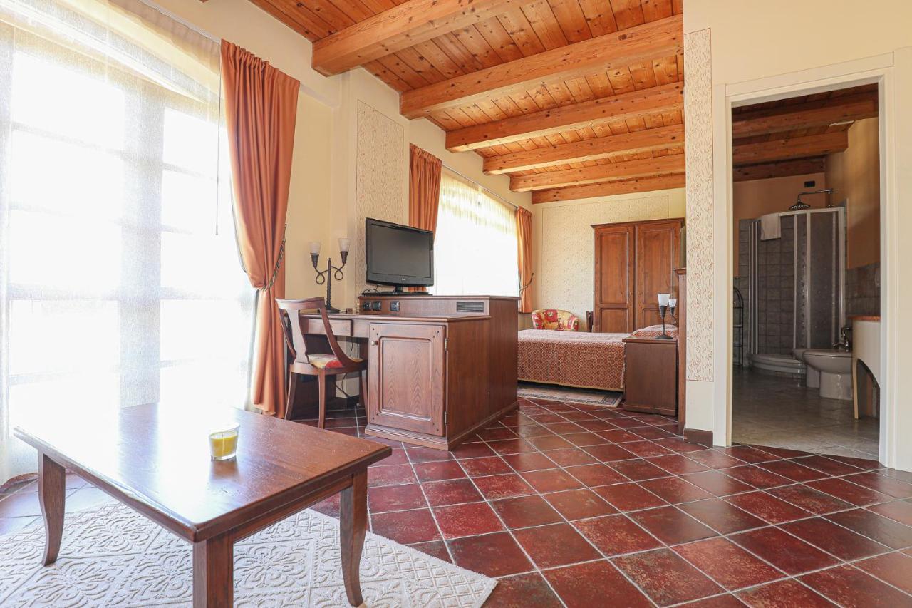 Vila Cascina Giuli Alba  Exteriér fotografie